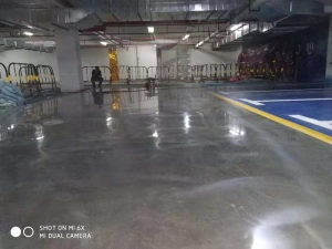 江海广场地下车库